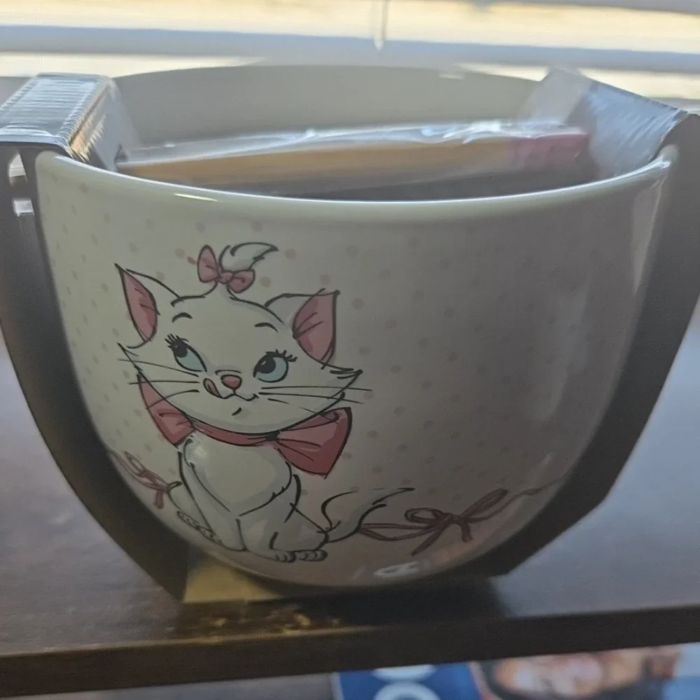 Disney Aristocats Marie Ceramic Bowl with Chopsticks 20oz Pink Bow New